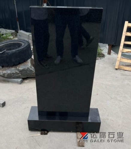 China Black Granite Shanxi Black Granite Headstone Russia Market
